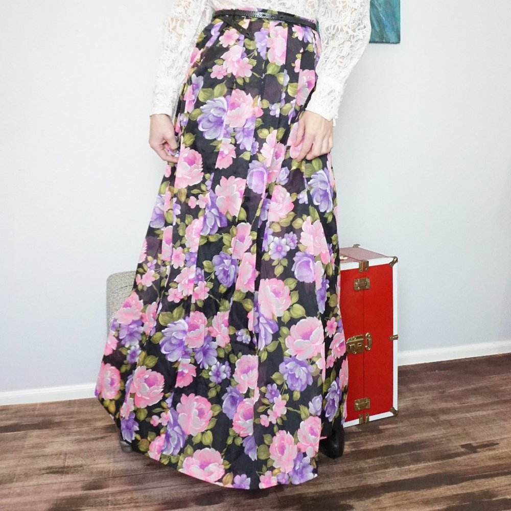 Bright Pink & Purple Rose Pattern Leslie Fay Skirt